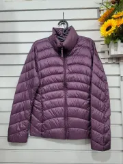 #レディースファッションUNIQLO 超軽量ダウンアウター