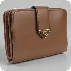 2025年最新】PRADA プラダ 1ML018の人気アイテム - メルカリ