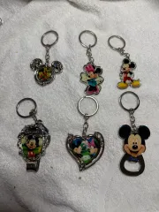ミッキーマウス メタルキーホルダー キーホルダー 6個セット ボックスX 香港ディズニーランド