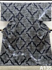 小紋 縫取り 南天紋様 紋意匠 サファイアブルー色 正絹 反物 小紋 縫取り 南天紋様 紋意匠 サファイアブルー色 正絹 反物 FU014