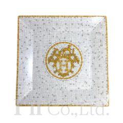 新品未使用エルメス モザイク スクエア プレート 24 ゴールド陶磁器製