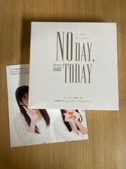 堀田真由2022-2023 直筆サイン入りカレンダー - メルカリ
