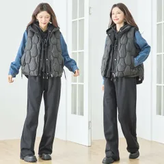 キルティング フード付き 中綿ベスト レディース 秋冬 軽量 あったか おしゃれ 体型カバー ドロスト付き 無地 カジュアル 上品 M-Lサイズ
