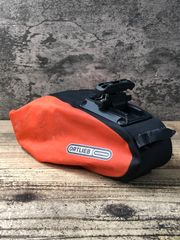 Item thumbnail for item 79b599c1-a79a-4ca4-9af5-112c3e073c3b