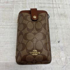 極美品)大人気、コーチ、スマホショルダー、PVC地、人気色、茶シグ、金 
