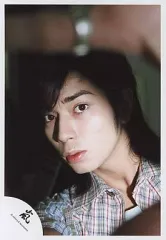 【中古】生写真(ジャニーズ) 嵐/松本潤/顔アップ・チェックシャツ・左向き/公式生写真