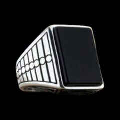 Item thumbnail for item d382cff1-3711-4f56-a89a-75d7672c2a59