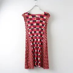 美品 プリーツプリーズ イッセイミヤケ PLEATS PLEASE 幾何学模様チェックプリント フレンチワンピース 2 ピンク┃//【2400014752243】のサムネイル
