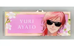 【中古】バッジ・ビンズ 百合絢斗 「ヤリチン☆ビッチ部 POP UP STORE in TSUTAYA おげれつたなか先生 描き下ろし スーツver. トレーディングアクリルネームプレート」