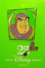 【中古】バッジ・ピンズ(キャラクター) バズ・ライトイヤー ピンズ 「トイ・ストーリー」 東京ディズニーリゾート25周年記念配布品