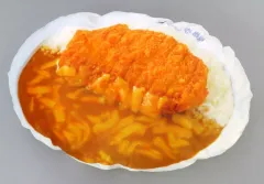 【中古】クッション・本体 ロースカツカレープラスチーズ 変身クッション 「CoCo壱番屋」