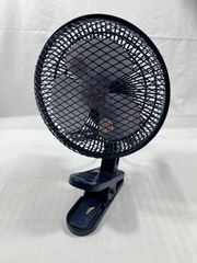 Item thumbnail for item 46af985e-f993-4e4b-80f7-54d13ec4bf55