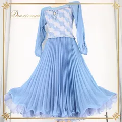 社交ダンス 衣装 スタンダード ドレス ワンピース レッスンウェア パーティ衣装 lovely dancing 水色 ライトブルー系 ビジュー シルバー系 ふんわり 二重スカート シルエット 着心地 良好 かわいい 上品 個性的 おしゃれ パーティー