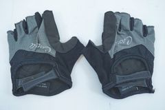CASTELLI 「カステリ」 XSサイズ 指切グローブ / バイチャリ有明店