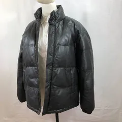 美品 MCM レザーダウンジャケット ジップアップ ブラック