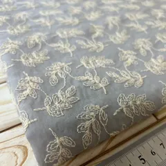 縦100cm×横95cm 刺繍生地