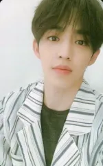 【中古】コレクションカード(男性) SEVENTEEN/S.COUPS(エスクプス)/バストアップ・衣装白.青・ストライプ柄/5TH MINI ALBUM『YOU MAKE MY DAY』(MEET Ver.)特典トレカ