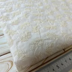 縦100cm×横95cm 刺繍生地