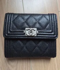 2025年最新】chanel 財布 二つ折りの人気アイテム - メルカリ