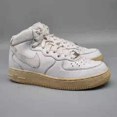 ナイキ エアフォース1 ミッド 240