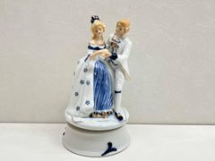 グジェリ焼人形セット 希少ソ連製】グジェリ焼 陶磁器人形 二人の女性 ロシア伝統工芸 USSR