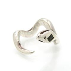 プエルタ・デル・ソル サファイヤ スネーク リング 20号 - メルカリ