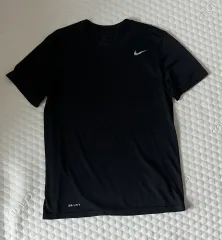 ナイキ ドライフィット 半袖