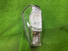 トヨタ ハリアー 60系 前期 純正 右 テールランプ 81580-48141 - メルカリ