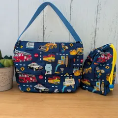 お弁当袋コップ袋付き　働く車ネイビー