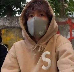 コムドットやまと着 Supreme S Logo Sweatshirt - メルカリ
