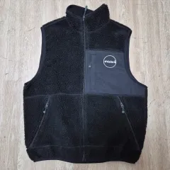 2026年最新】thisisneverthat メンズ ベストの人気アイテム - メルカリ