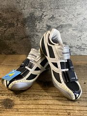 Item thumbnail for item f0aeeed7-c2e2-4aee-92e9-92e280eb2d39