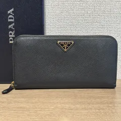 PRADA プラダ 長財布 三角ロゴ　トライアングルプレート　ラウンドファスナー サフィアーノ ブラック 黒 ゴールドロゴ ロングウォレット メンズ レディース