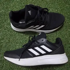 265 アディダス ギャラクシー5 スニーカー ランニングシューズ