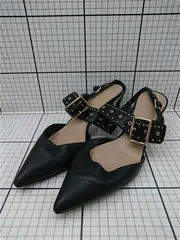 ◇ ⊂ ブラック系スタッズベルトポインテッドトゥパンプス レディース E  【1511110020219】