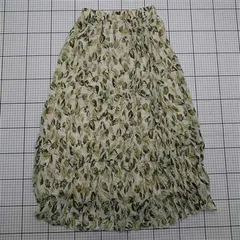 ◇ ⊂ ナイスクラップ 模様入り ロング丈 フリル スカート サイズ表記なし ライトグリーン ホワイト系 レディース E  【1511250003295】