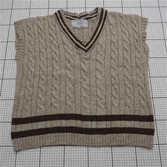 ◇ ⊇ オルダービー・ニットウェア Oldderby Knitwear ケーブル編みベスト ウール100% ベージュ系 メンズ E  【1512010004767】