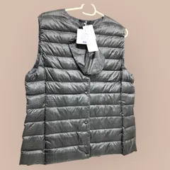 F-015-253　未使用　ユニクロ　XL　WOMEN 　ダークグレー　ウルトラライトダウン 　コンパクトベスト　 UNTQLO
