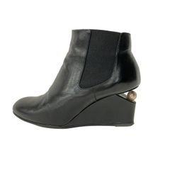 Item thumbnail for item 5dba2c11-dc10-4509-9ed3-9d5c3891cf2c