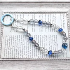 変わった形のチェコビーズの宇宙カラーなハンドストラップ