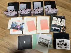 写真に写っているBTSの全アルバムが含まれます