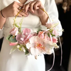 淡いピンク胡蝶蘭フープブーケ☆ブートニア