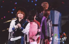 【中古】生写真(STARTO) Hey! Say! JUMP/伊野尾慧/ライブフォト・横型・上半身・八切ワイドサイズ/「Hey! Say! JUMP LIVE TOUR 2023→2024 PULL UP!」「えらべるJUMP」大阪公演