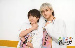 【中古】生写真(STARTO) Hey! Say! JUMP/有岡大貴・八乙女光/横型・上半身・八切ワイドサイズ/「Hey! Say! JUMP LIVE TOUR 2023→2024 PULL UP!」「えらべるJUMP」福岡公演