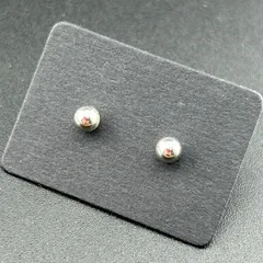 【新品】アクセサリー ピアス◆シルバー カラー 球 小さめ 両耳セット レディース◆キャッチ付◆スタッドピアス◆