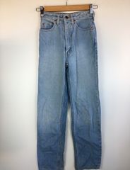 Item thumbnail for item 43a7313d-0e4f-4362-8395-a9e83e201f7f