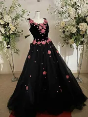 貸衣装処分品カクテルドレス クロチュールピンク　小花