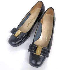 ★美品★Salvatore Ferragamo 22.5cm フェラガモ パンプス 5.5C ヴァラ リボン クロコ型押し 紺