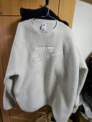 ナイキ ボア スウェット アイボリー出品