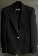 2025年最新】BALMAIN テーラードジャケットの人気アイテム - メルカリ
